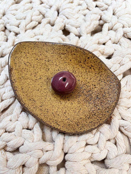 incensário gota no mar mostarda