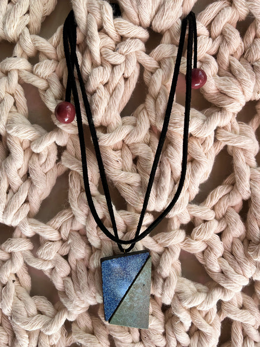 colar-gargantilha à francesa