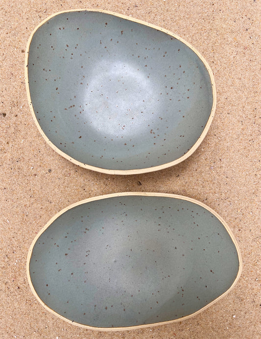 duo de pratinhos de servir céu de brigadeiro