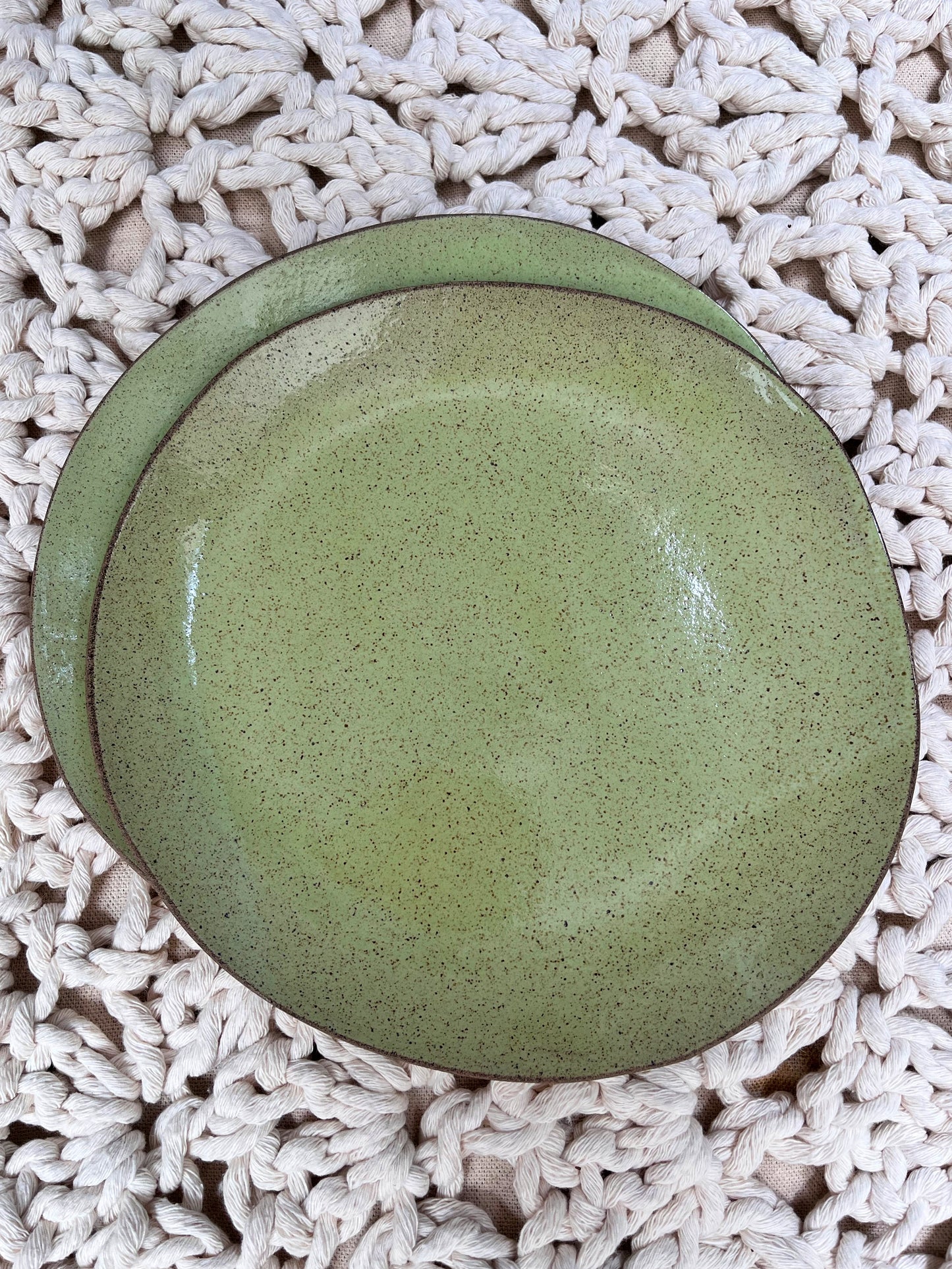 duo de pratos rasos avocado com chia