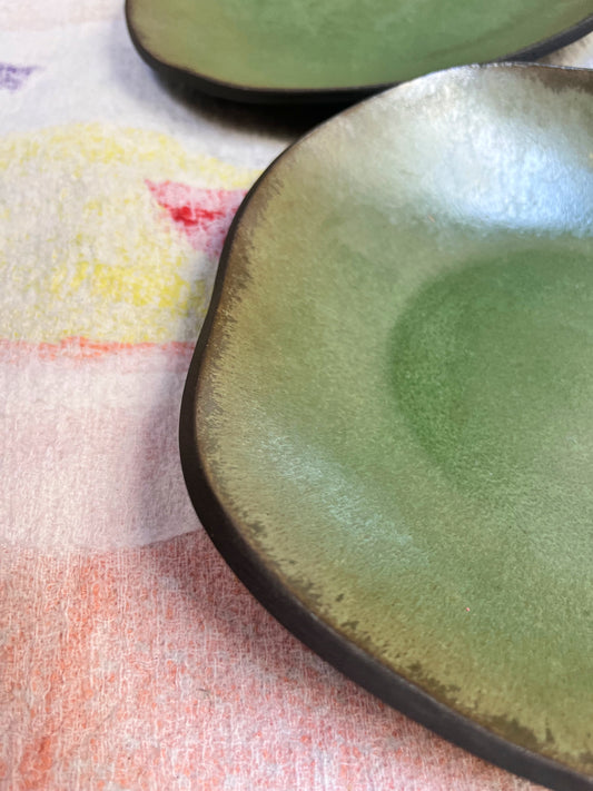 duo de pratinhos rasos oliva