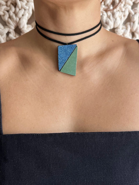 colar-gargantilha à francesa