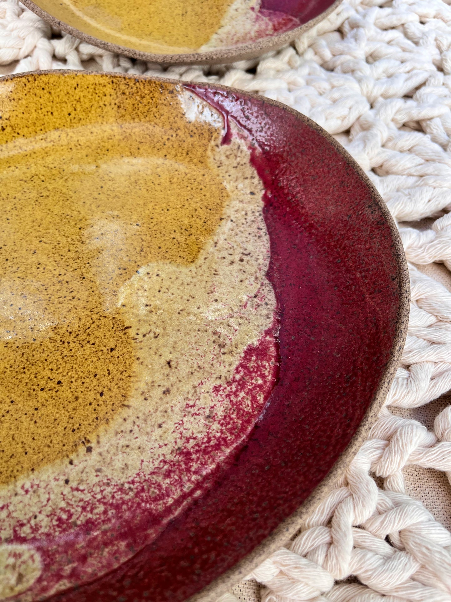 duo de pratos rasos mostarda e cereja